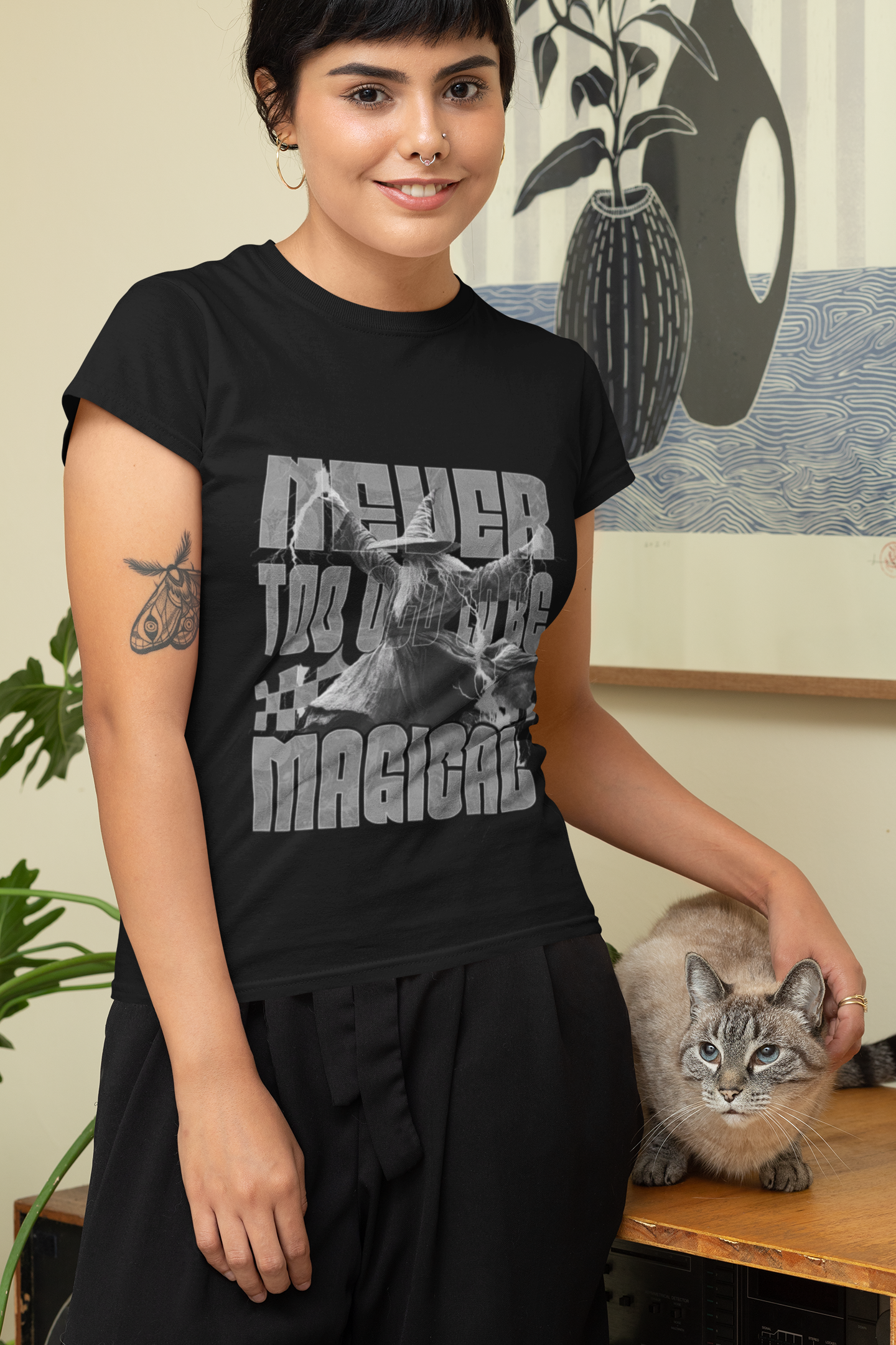 Damen T-Shirt Never too old to be Magical
