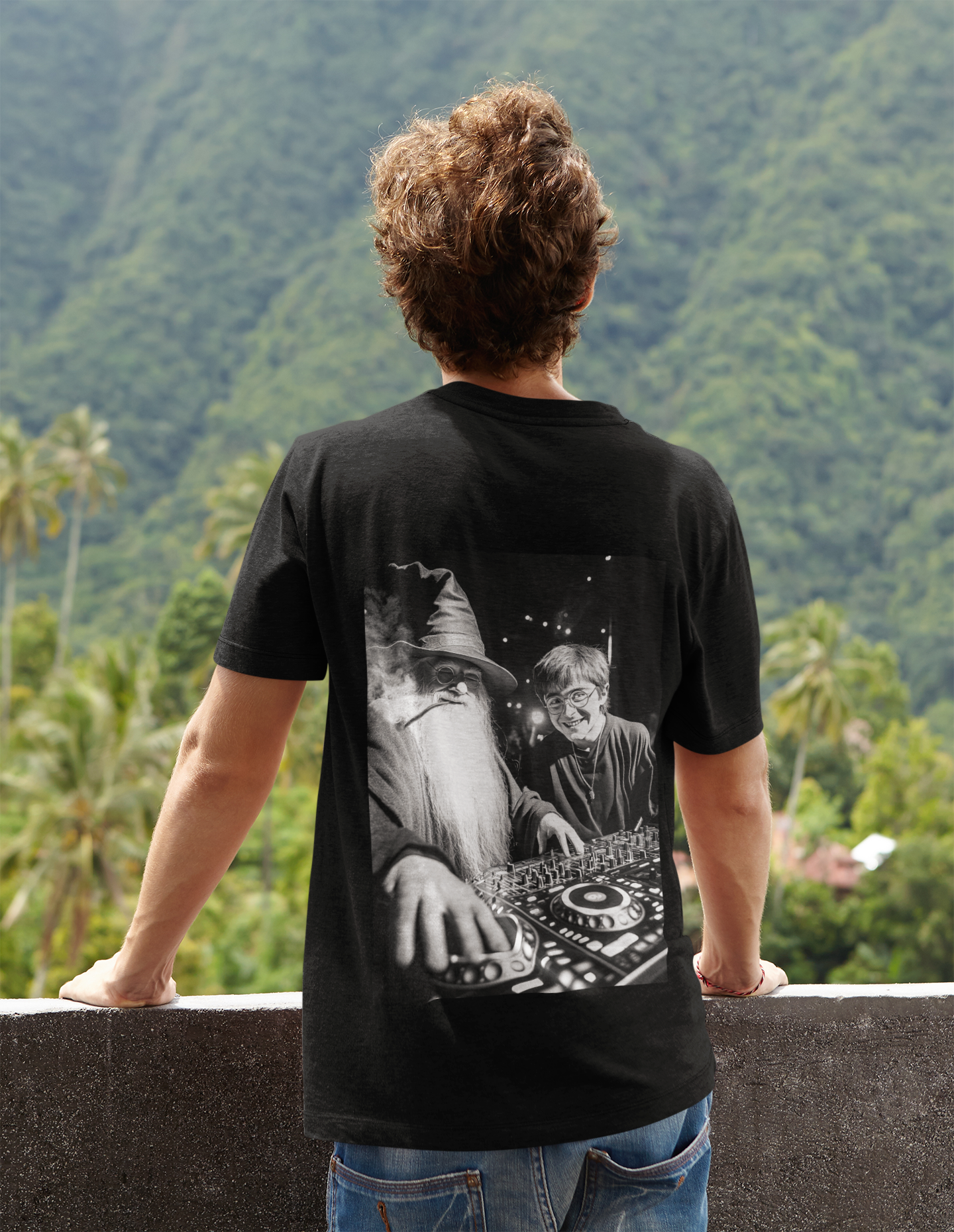 T-Shirt_Unisex_Wizard_DJ_Music_Maker_Backprint_Cooler_Zauberer_Musik_Maker