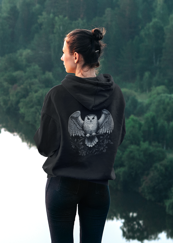 Magic Snowy Owl Backprint_Classic Hoodie - Mit Taschendruck