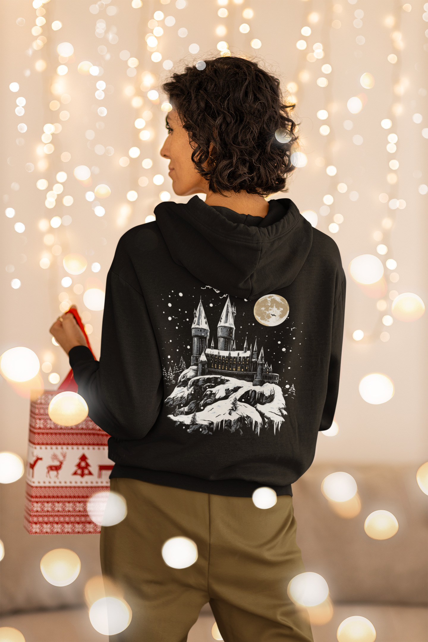 Winter Magic Castle Backprint_Classic Hoodie - Mit Taschendruck